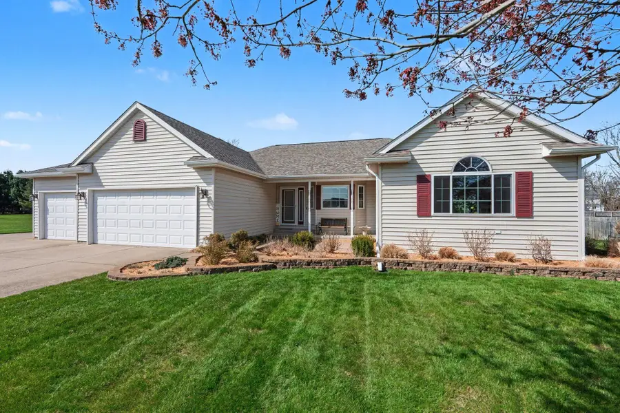 53126 Ridgeview Circle, Paw Paw, MI 49079 - #3