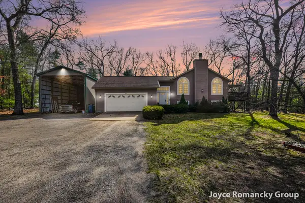 850 W White Lake Drive, Twin Lake, MI 49457