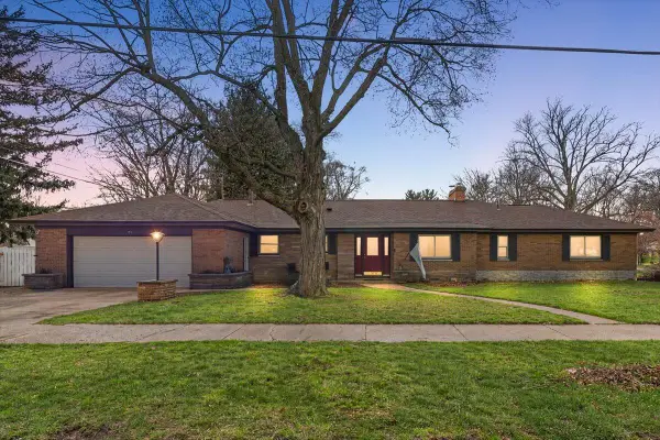 724 Columbia Avenue, Holland, MI 49423