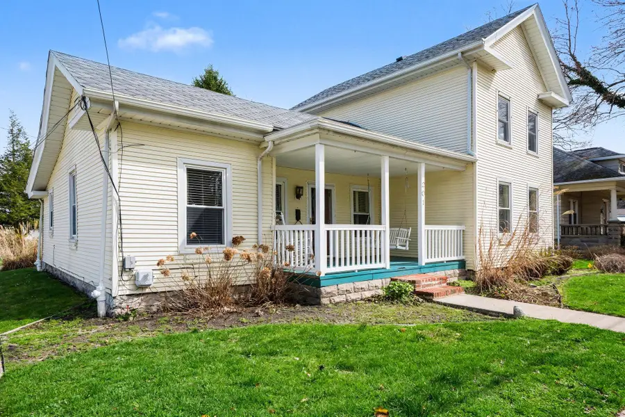 201 S Oak Street, Buchanan, MI 49107 - #3