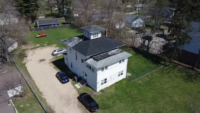 608 W Michigan, Paw Paw, MI 49079 - #3