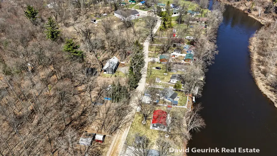 7566 Main Street, Newaygo, MI 49337 - #3