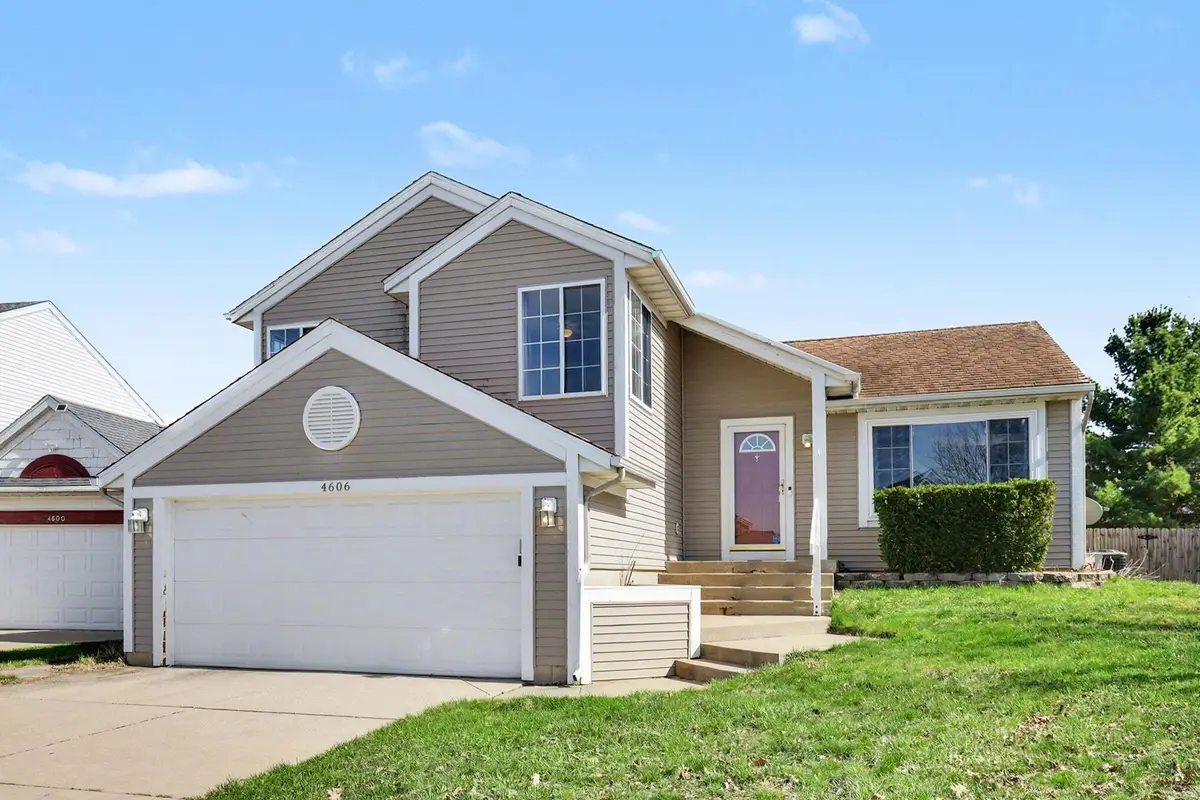 4606 Country Hill Drive Se, Kentwood, MI 49512 - #1