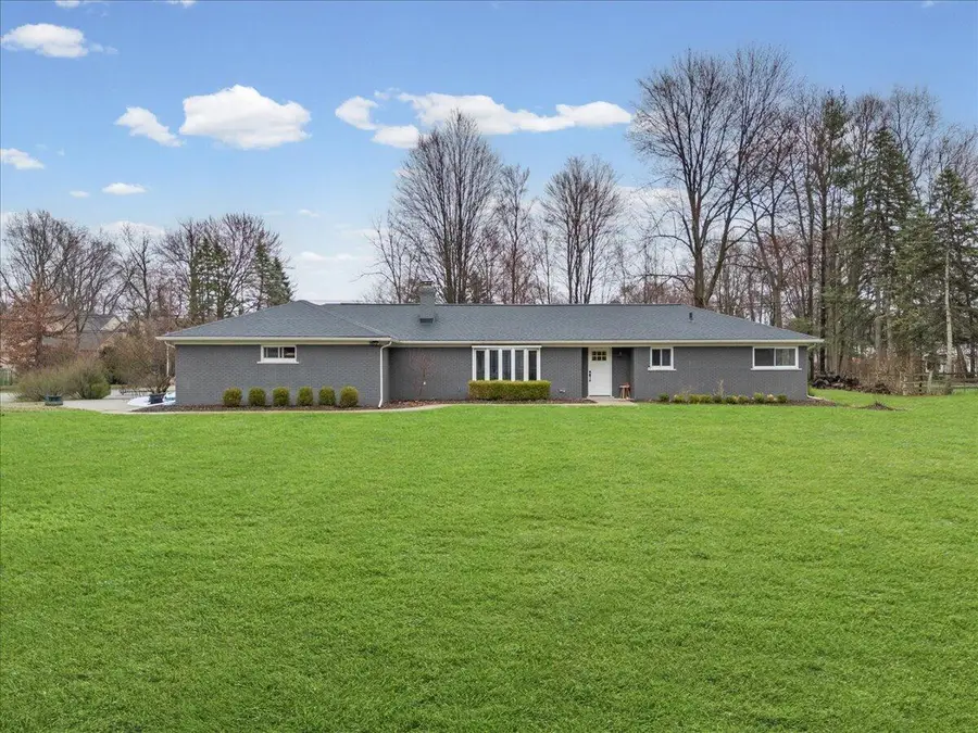 4790 Belzair Drive, Troy, MI 48085 - #2