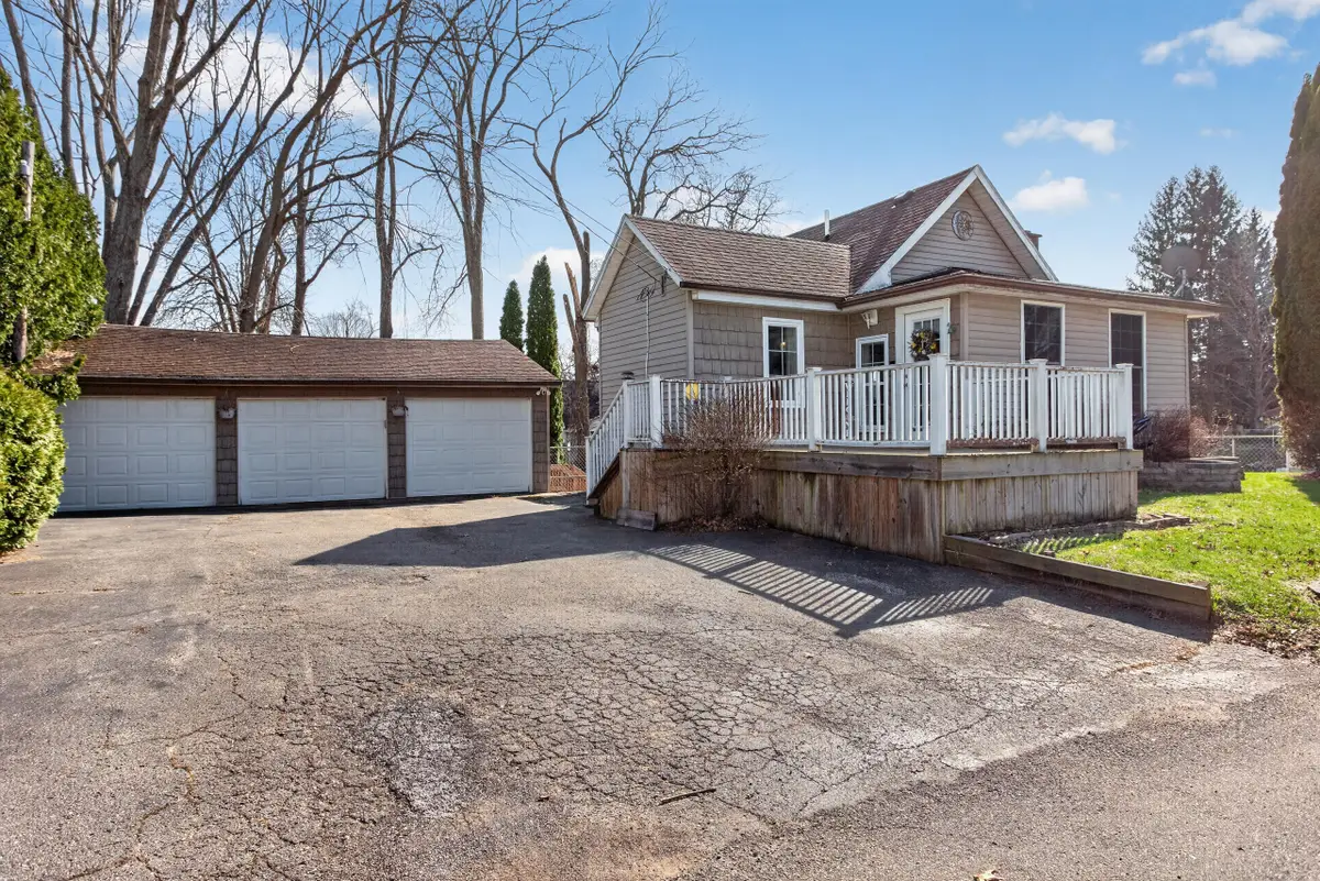 809 Grant Avenue, Jackson, MI 49203 - #1