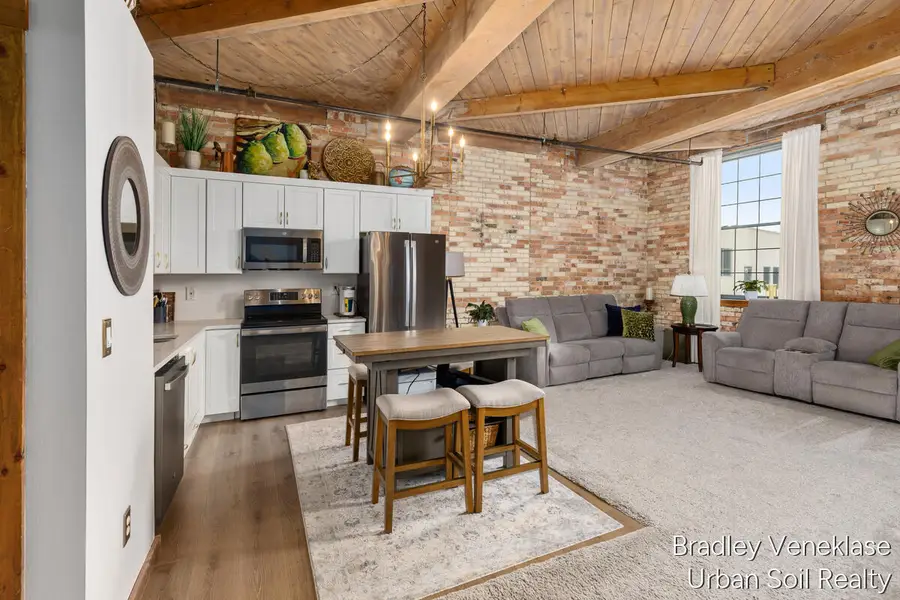 940 Monroe Avenue Nw #Suite 314, Grand Rapids, MI 49503 - #2