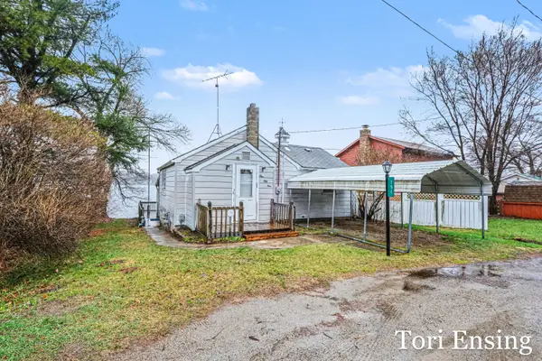 151 S Turk Lake Drive, Greenville, MI 48838