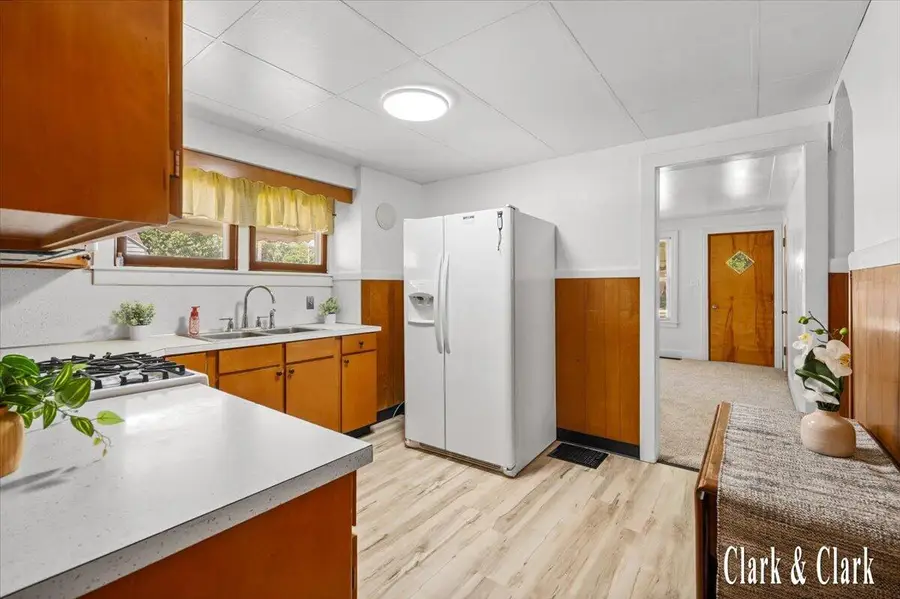 40 41st Street Sw, Grand Rapids, MI 49548 - #3