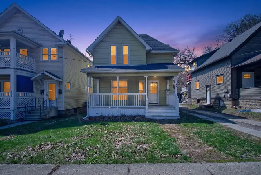 202 S West Avenue, Jackson, MI 49201 - #3