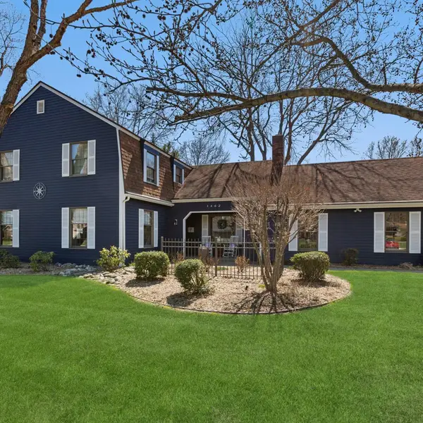 1462 Mulberry Lane, St. Joseph, MI 49085