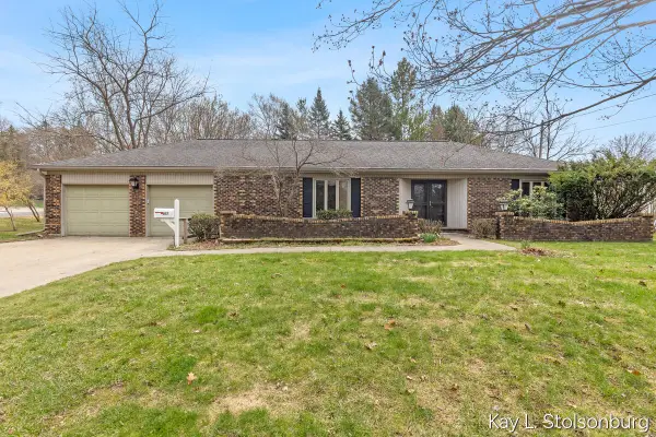 817 N Glenwood Street, Hastings, MI 49058