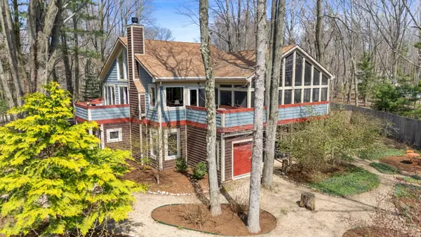 13791 Peach Street, Harbert, MI 49115