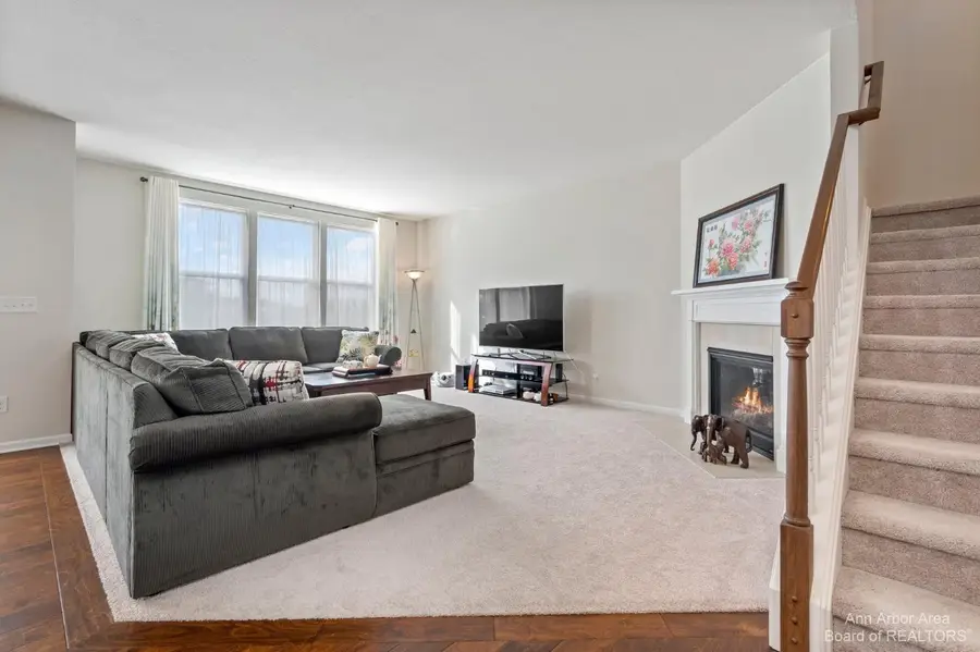 638 Holmdale Way, Ann Arbor, MI 48108 - #3