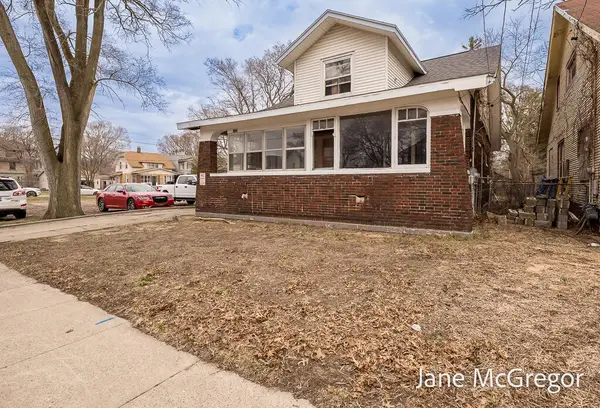 1350 Arthur Street, Muskegon, MI 49442