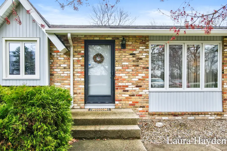 11394 8th Avenue Nw, Grand Rapids, MI 49534 - #2