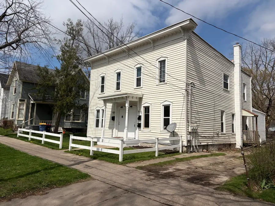 819 10th Street Nw, Grand Rapids, MI 49504 - #2