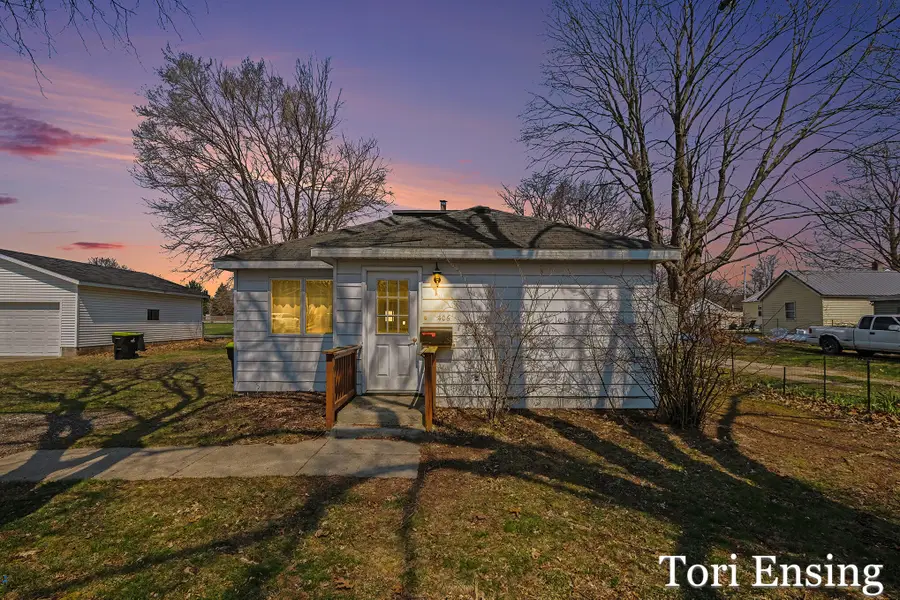 406 E North Street, Greenville, MI 48838 - #2