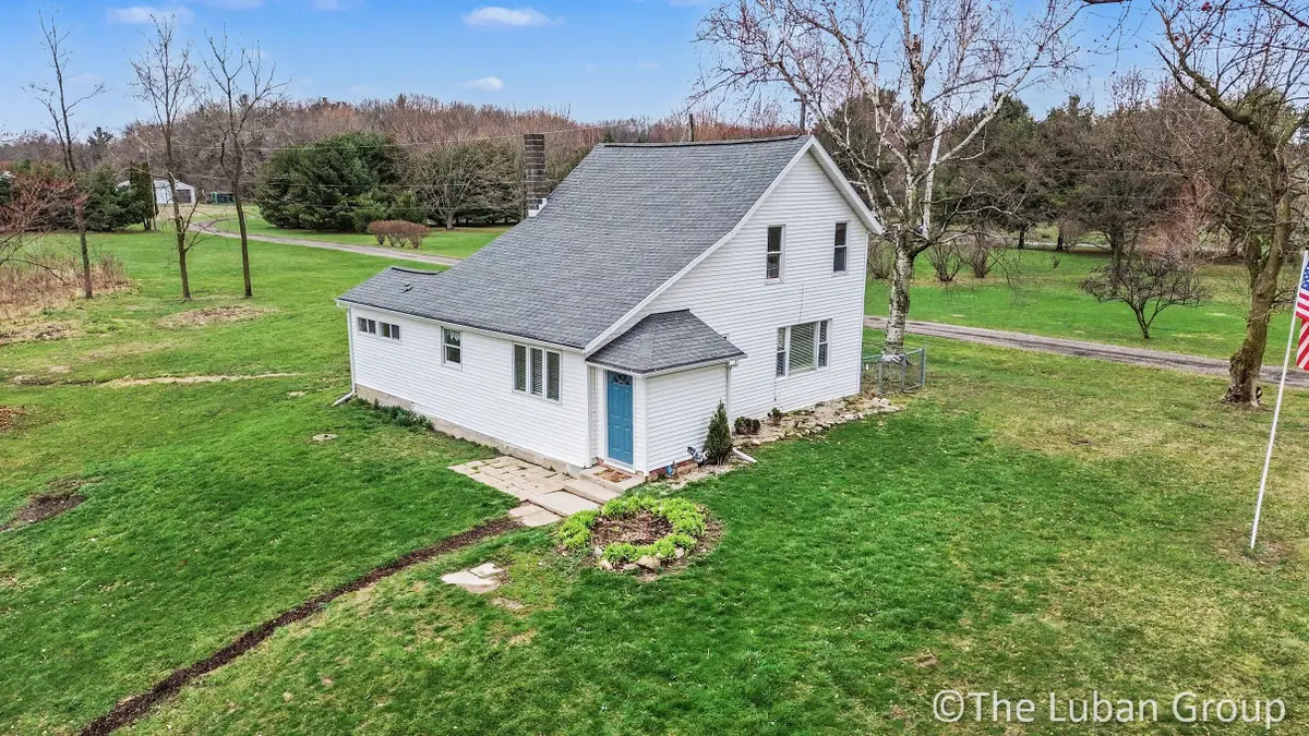 8753 Wabasis Avenue Ne, Greenville, MI 48838 - #1