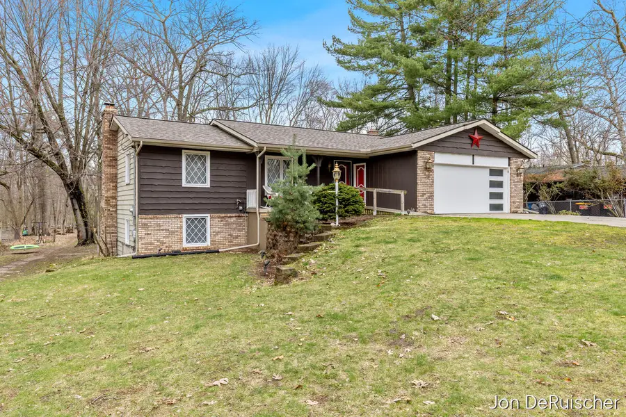 1879 Holliday Drive Sw, Wyoming, MI 49519 - #2