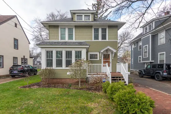 2412 Glenwood Drive, Kalamazoo, MI 49008