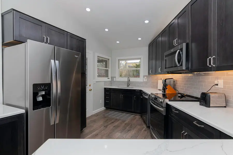 2412 Glenwood Drive, Kalamazoo, MI 49008 - #3