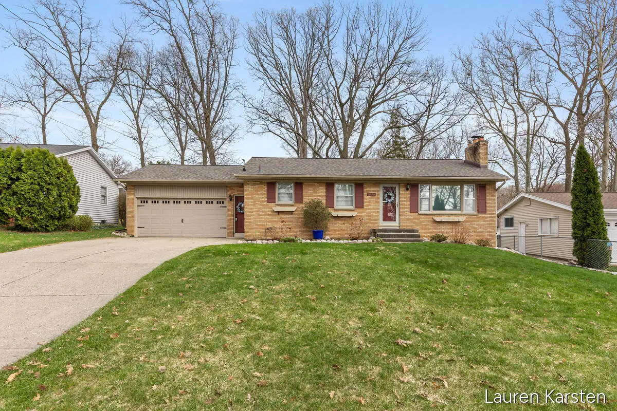 5520 Greenboro Drive Se, Grand Rapids, MI 49508 - #1