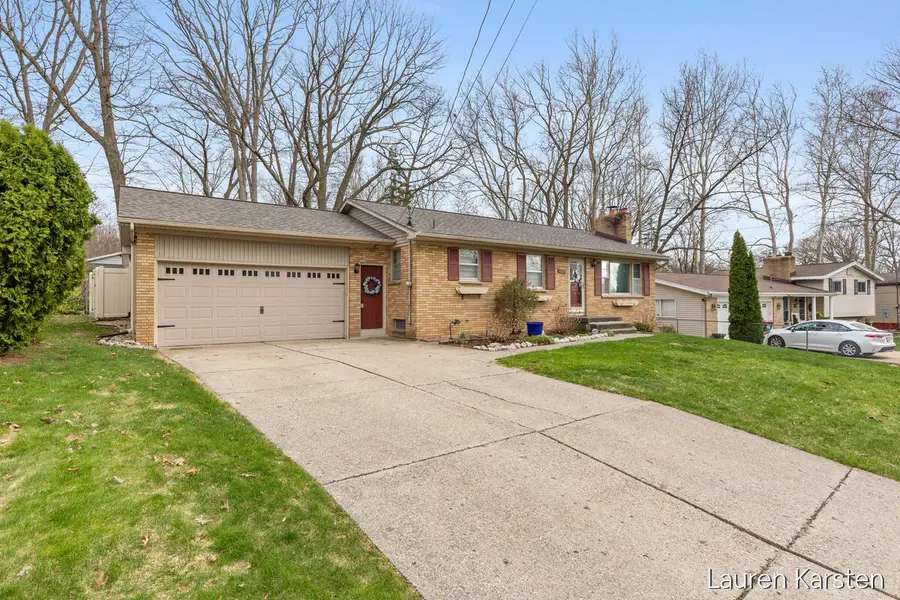 5520 Greenboro Drive Se, Grand Rapids, MI 49508 - #2