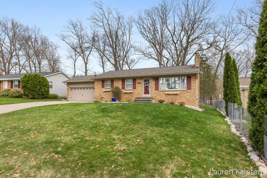 5520 Greenboro Drive Se, Grand Rapids, MI 49508 - #3