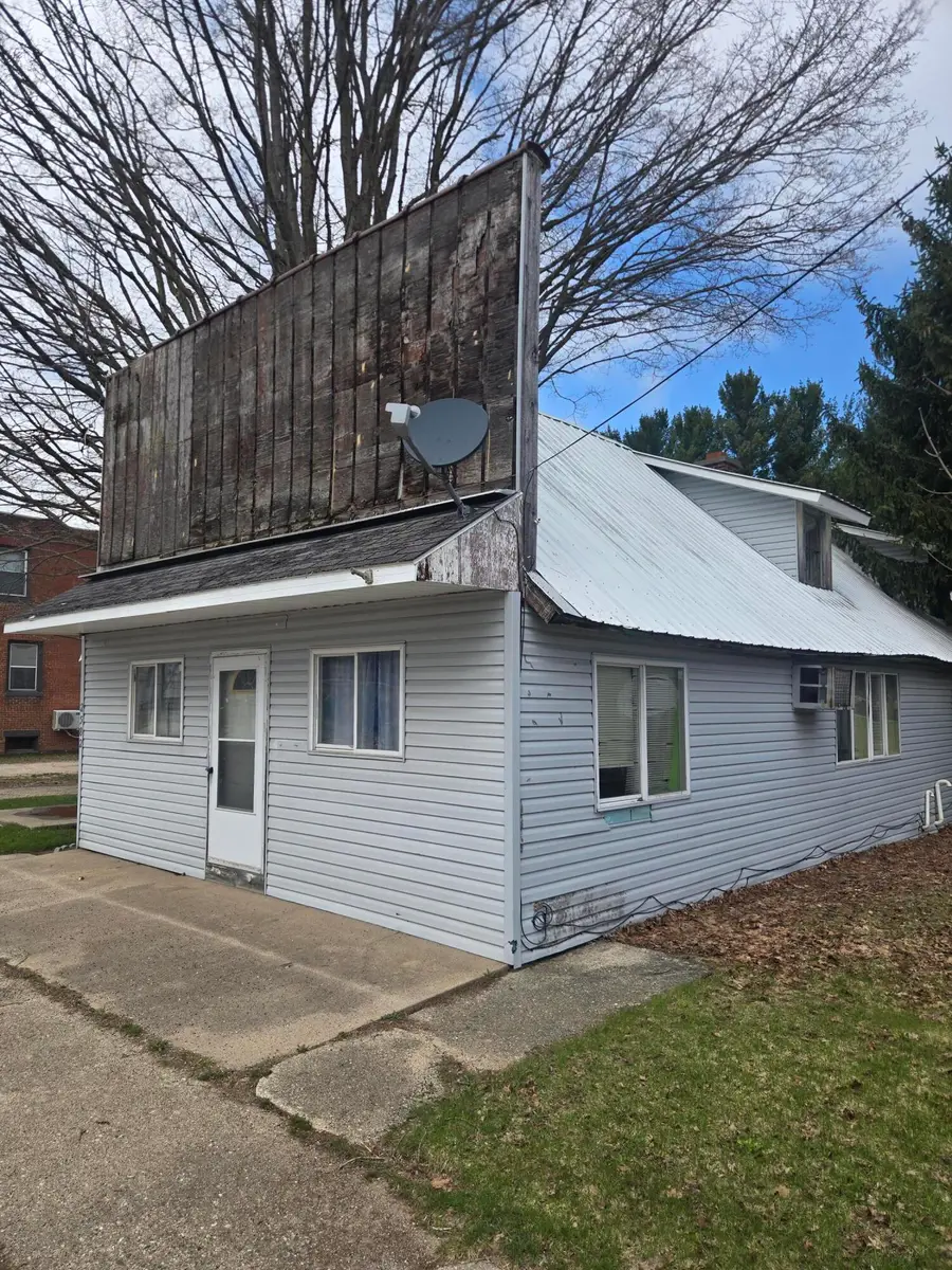 2582 E Michigan Street, Free Soil, MI 49411 - #2