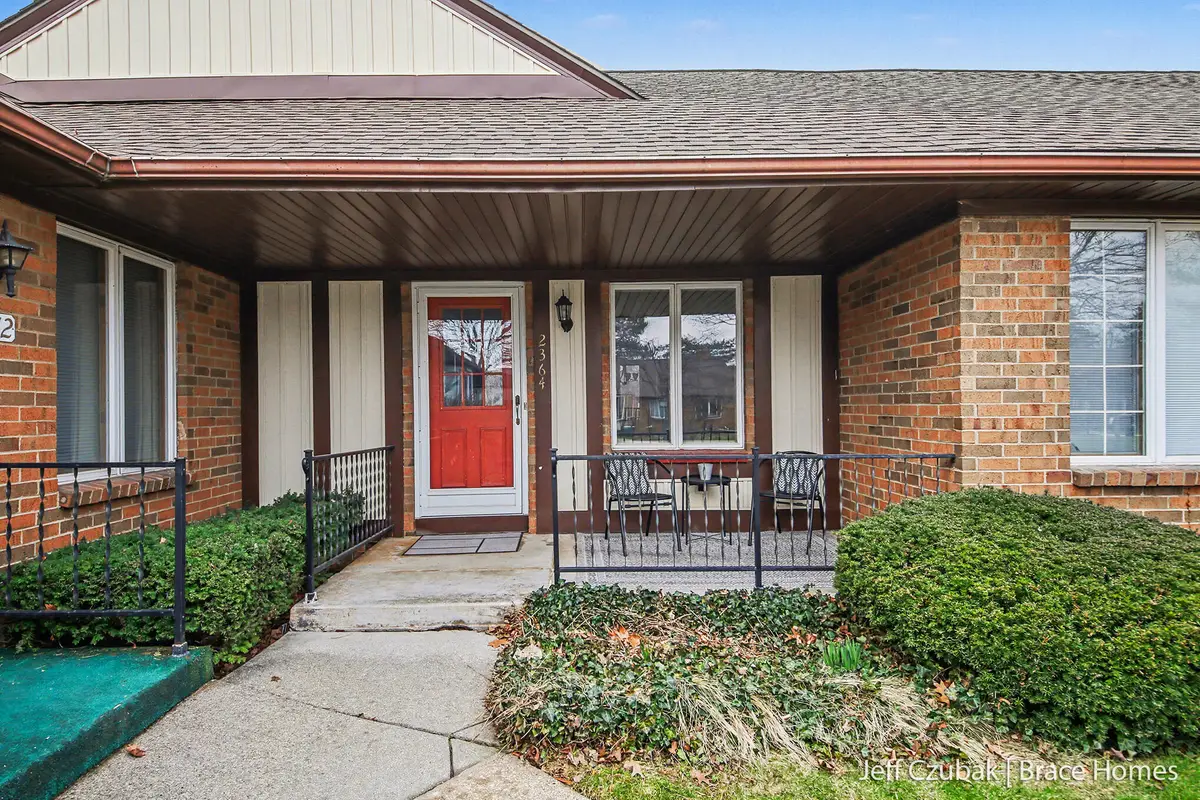 2364 Radcliff Village Drive Se, Grand Rapids, MI 49546 - #1
