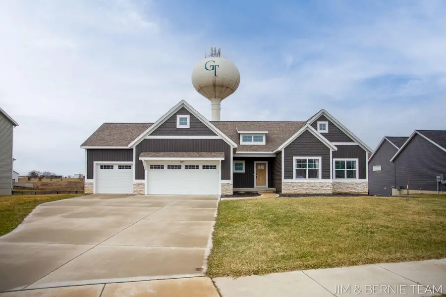8367 Bauer Ridge Avenue, Jenison, MI 49428 - #2