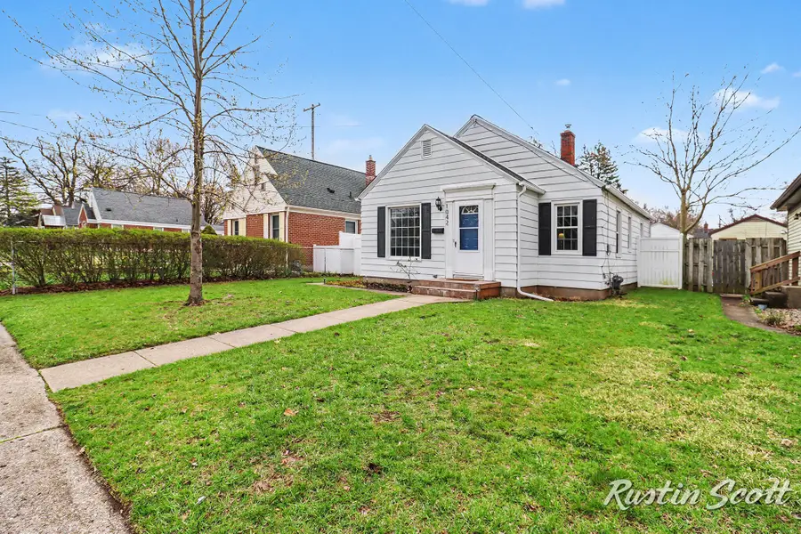 1042 Hazen Street Se, Grand Rapids, MI 49507 - #3