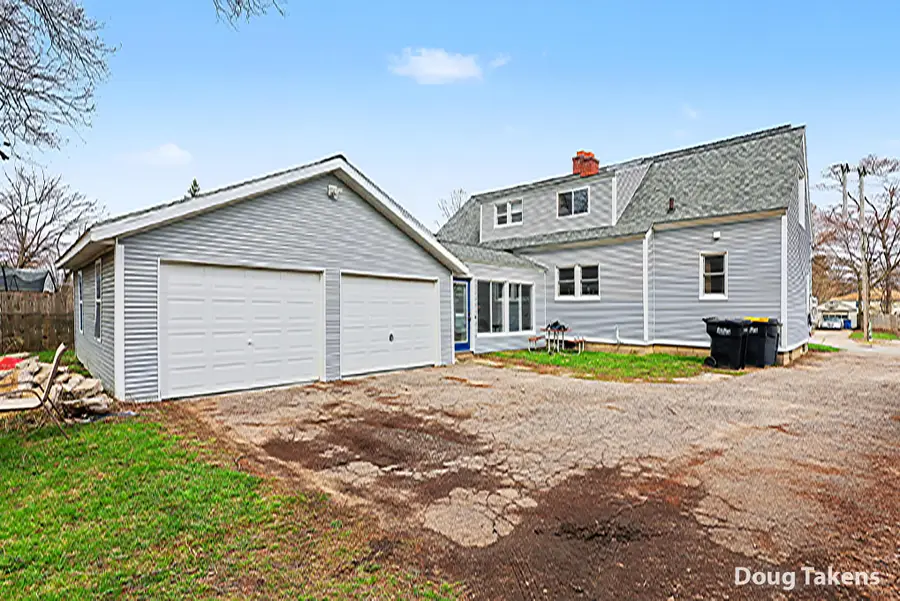 3047-3049 Highgate Avenue Sw, Wyoming, MI 49509 - #3