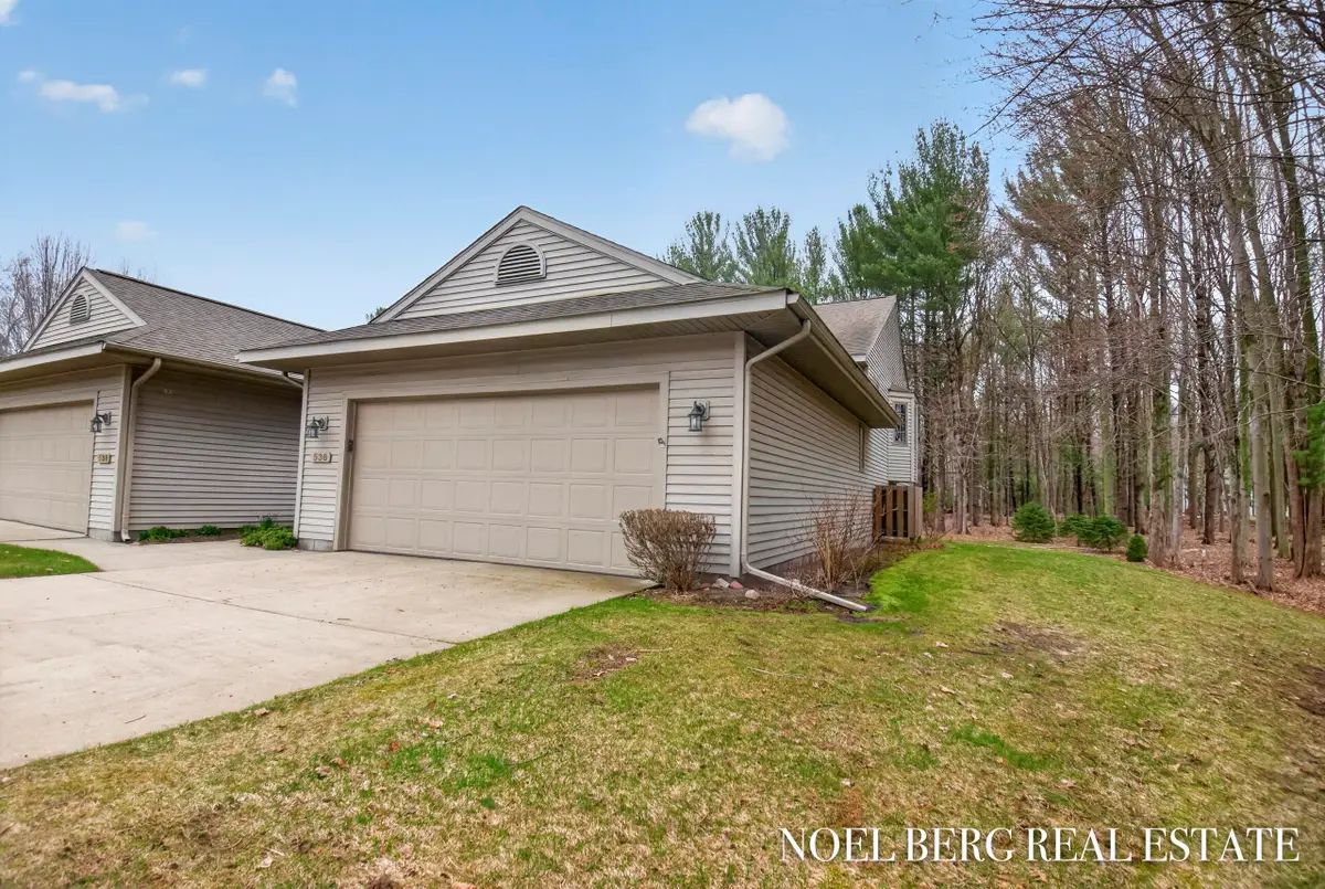 536 Tournament Circle #9, Norton Shores, MI 49444 - #1