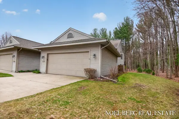 536 Tournament Circle #9, Norton Shores, MI 49444