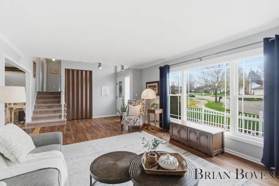 3434 Waterford Court Ne, Grand Rapids, MI 49525 - #3