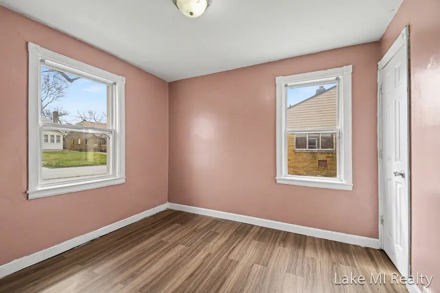 905 Dickinson Street Se, Grand Rapids, MI 49507 - #2