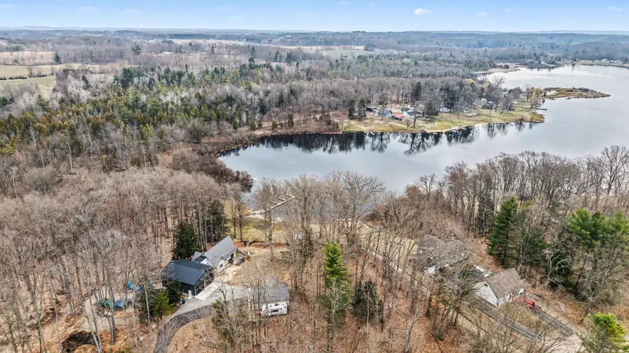 8906 E Spring Hill, Hesperia, MI 49421 - #3