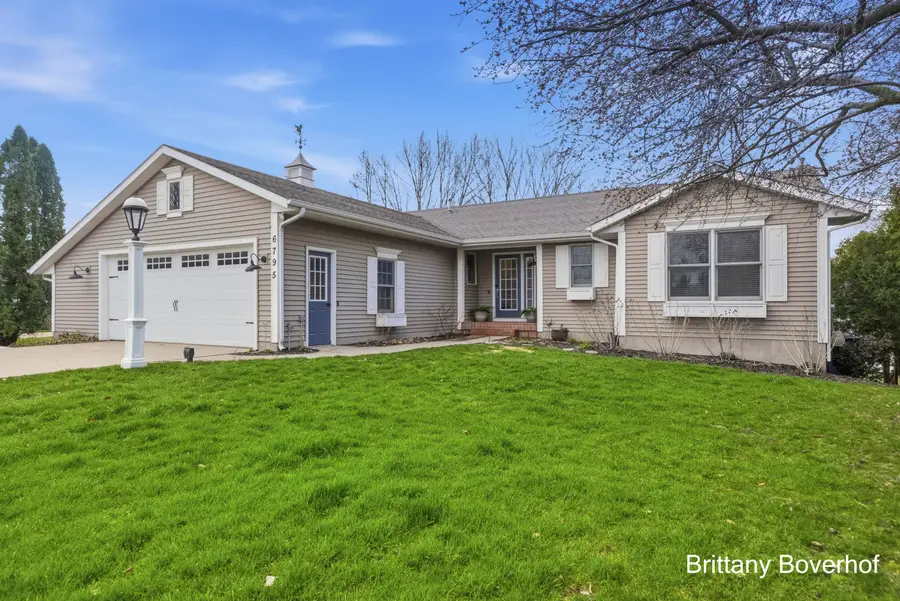 6795 N Noffke Drive, Caledonia, MI 49316 - #3