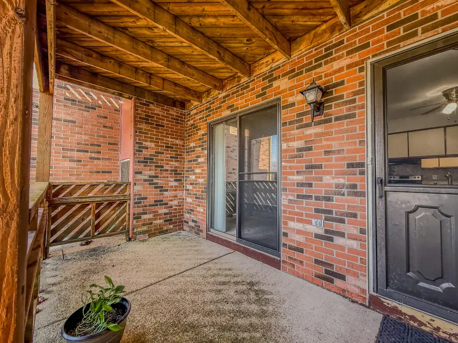 16486 Clarkson Drive, Fraser, MI 48026 - #2