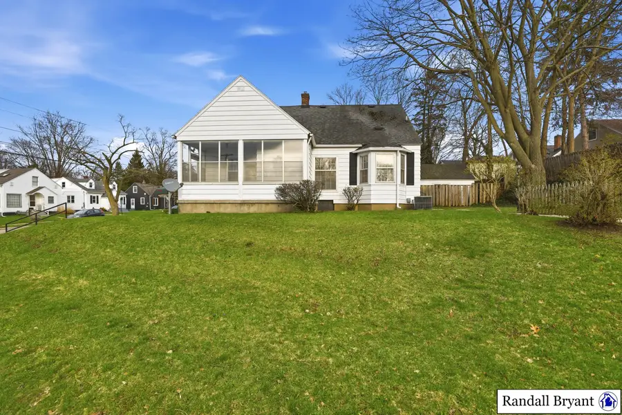 850 Hollywood Street Ne, Grand Rapids, MI 49505 - #2