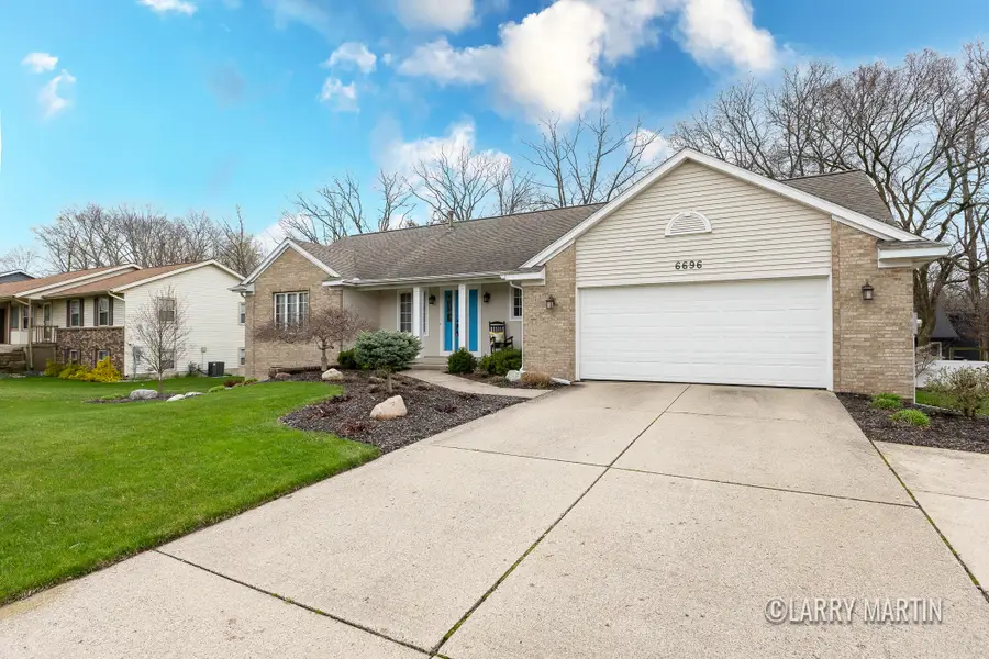 6696 City View Drive, Hudsonville, MI 49426 - #3