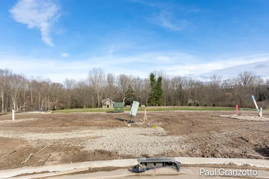 3129 Dawson Dr, Kentwood, MI 49512 - #2