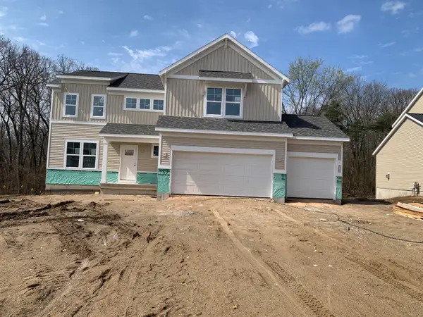 1441 Kimber Drive, Lowell, MI 49331