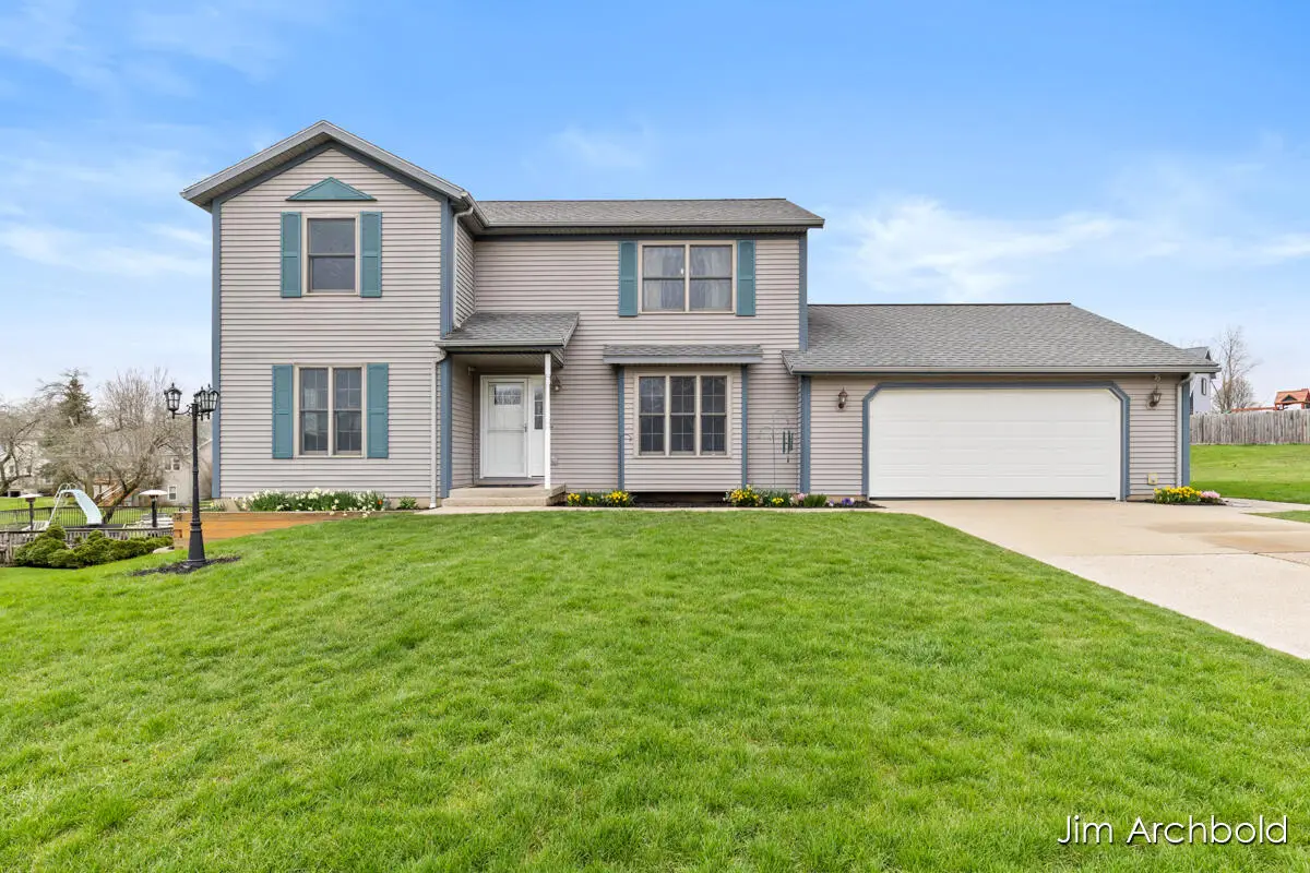 2927 Valley Avenue Nw, Grand Rapids, MI 49544 - #1