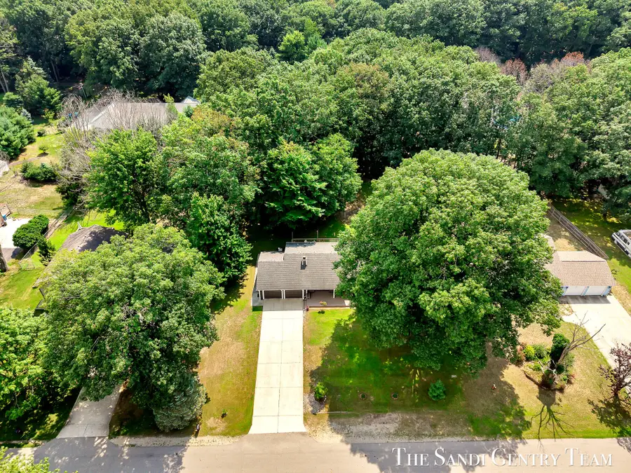 17908 Shore Acres Road, Grand Haven, MI 49417 - #2