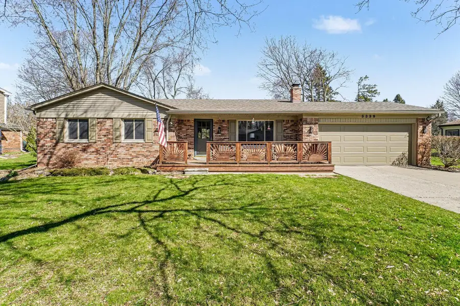 3339 Heritage Farms Drive, Highland, MI 48356 - #2