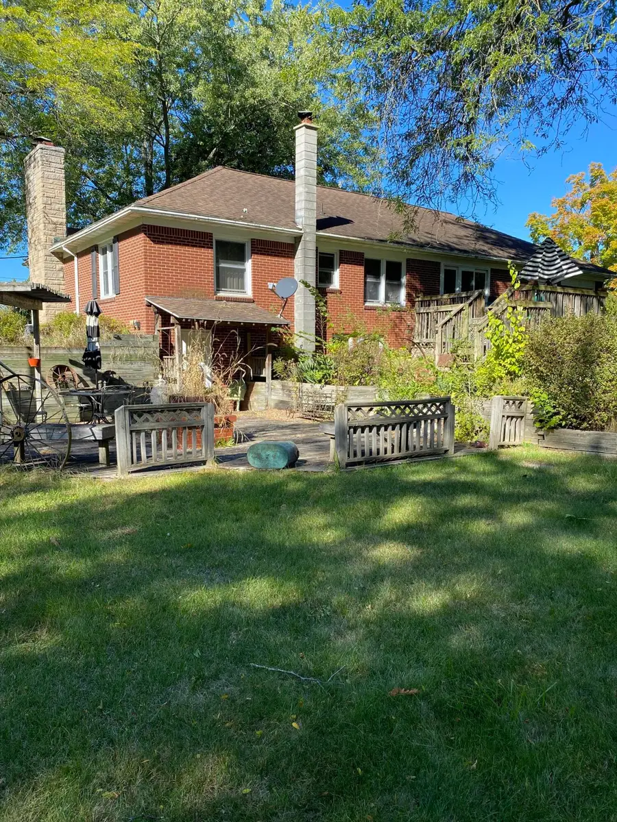 616 S Stewart Avenue, Fremont, MI 49412 - #2