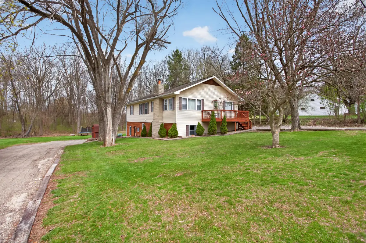 340 Burt Avenue, Jackson, MI 49201 - #1