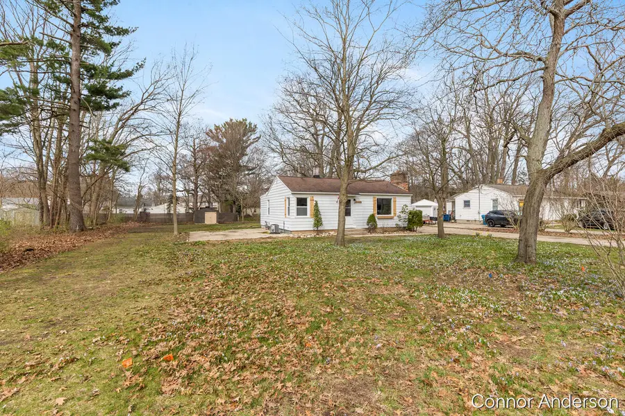 15403 Pine Street, Grand Haven, MI 49417 - #3